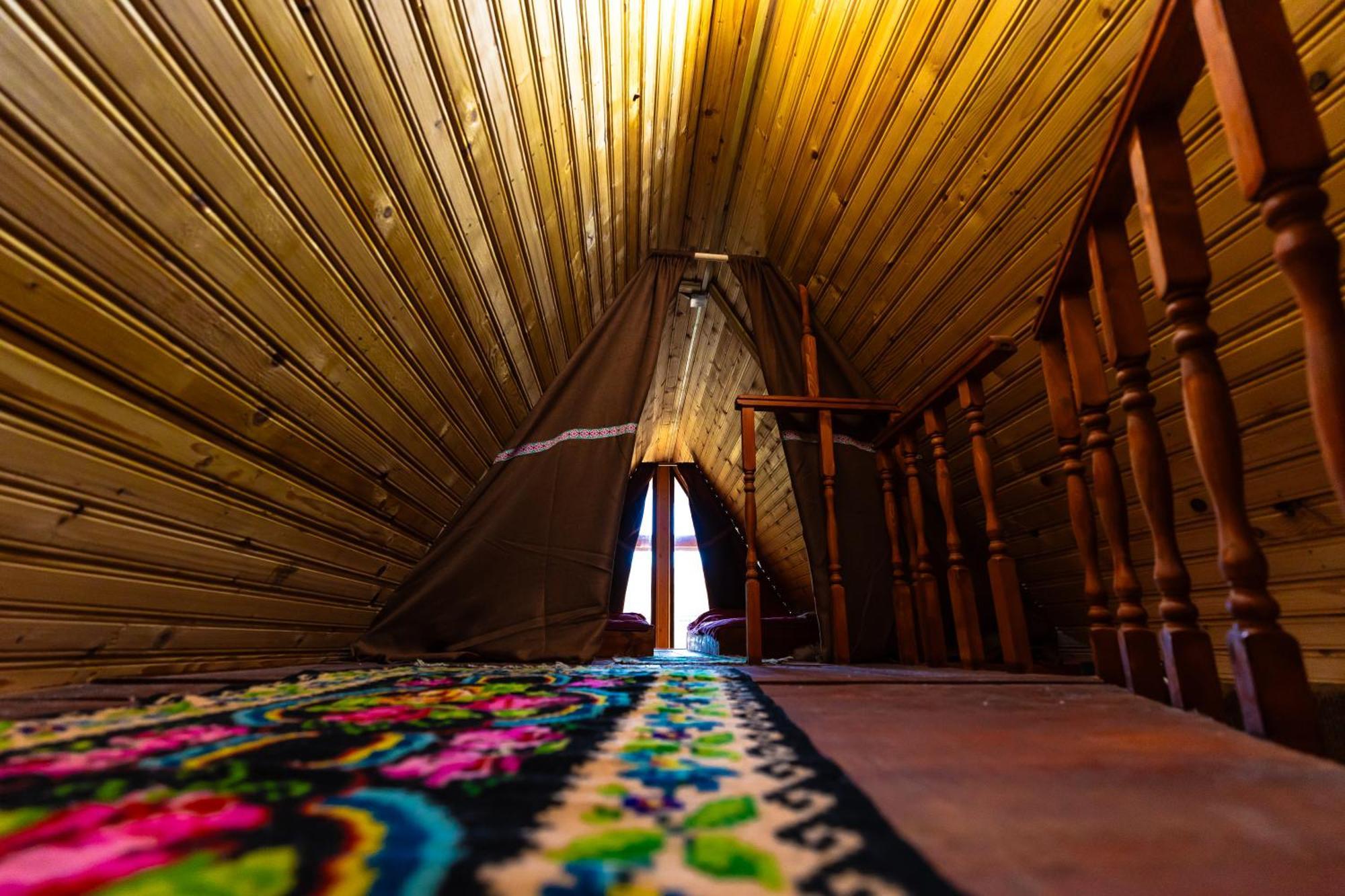 Catunu' Lui Emil Villa Carbunesti Buitenkant foto